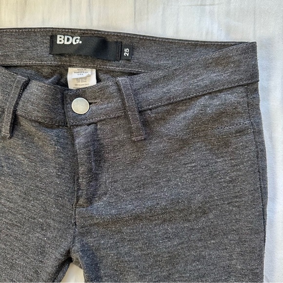 Gray Leggings/Pants - Picture 2 of 6